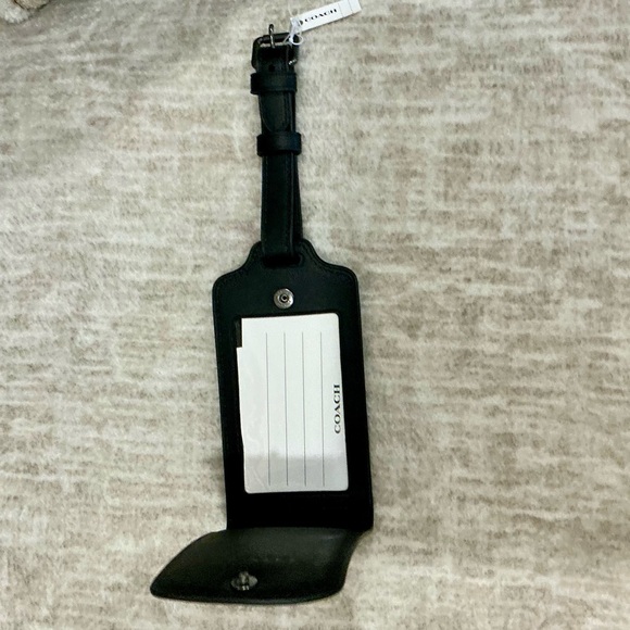 ✨💎NWT💎✨ COACH Graphite Luggage Tag with the leather logo on front. - Picture 3 of 4